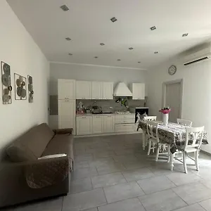 Appartamento La Casa Di Patti, Napoli